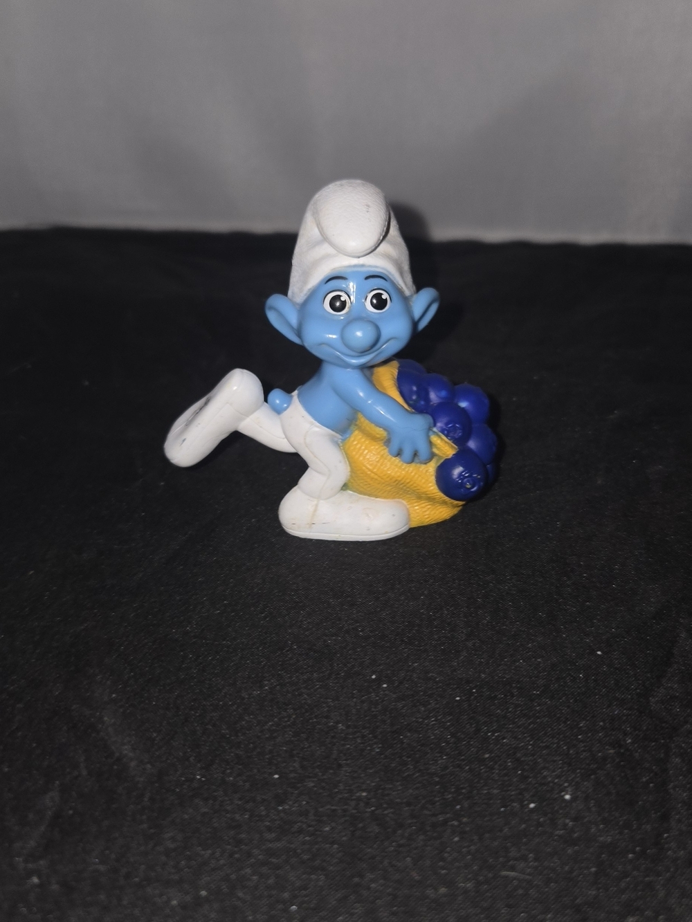 Blue Berry-Carrier Action Figure Toy with White Hat